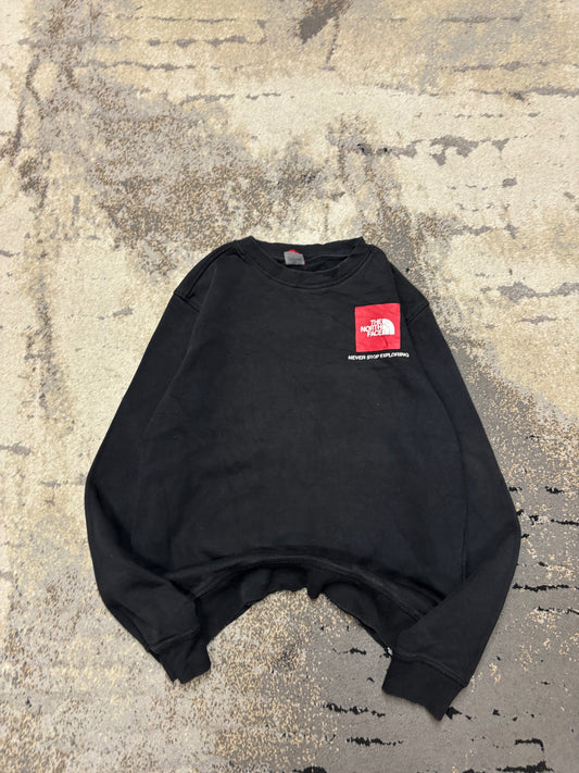 Bluza The North Face crewneck, męskie w bardzo dobrym stanie rozmiar M, widok z przodu