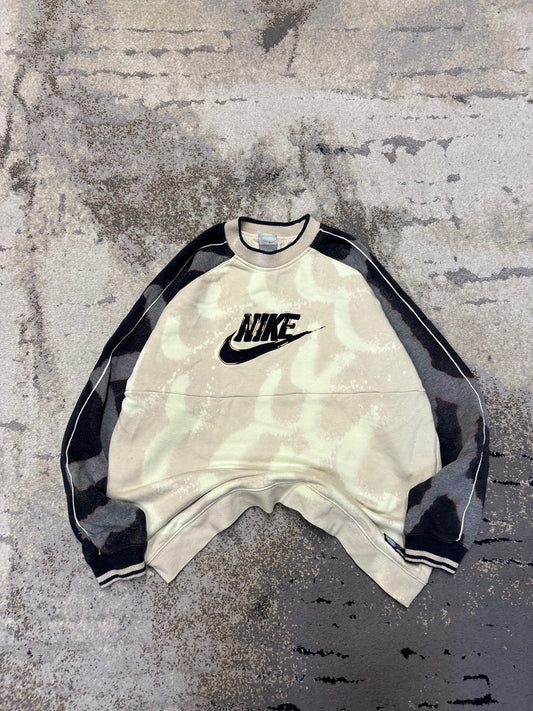 Bluza Nike crewneck vintage retro y2k, damskie w bardzo dobrym stanie rozmiar S, widok z przodu