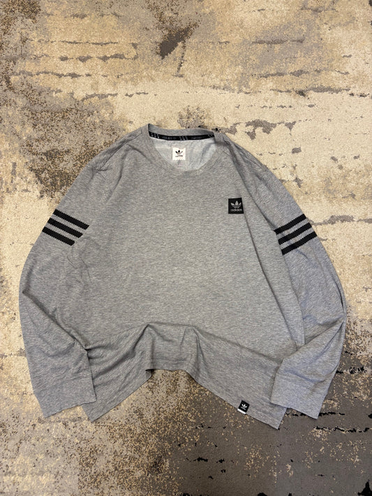 Bluzka Adidas, męskie w bardzo dobrym stanie rozmiar XL, detal