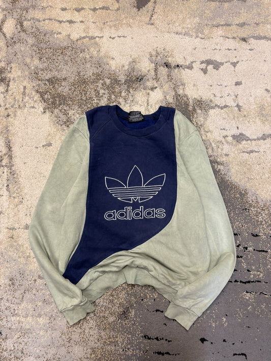 Bluza vintage Adidas retro y2k, damskie w bardzo dobrym stanie rozmiar M, detal