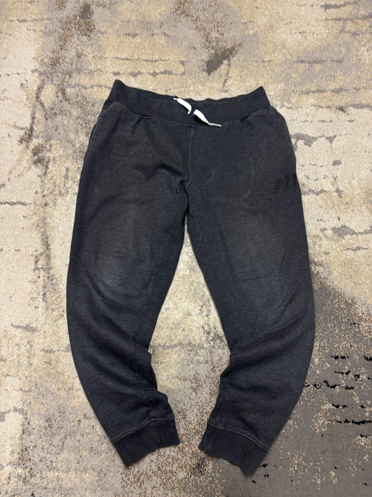 Dresy New Balance, męskie w zadowalającym stanie rozmiar XL, widok z przodu