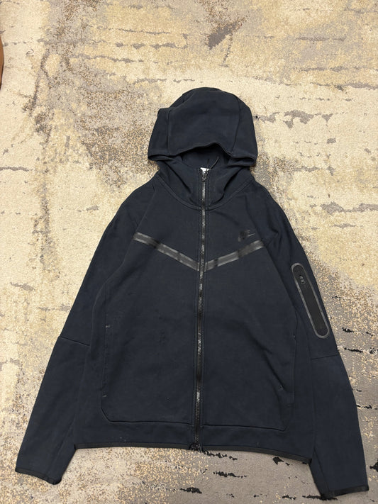 Bluza Nike Tech Fleece, męskie w bardzo dobrym stanie rozmiar L, widok z przodu