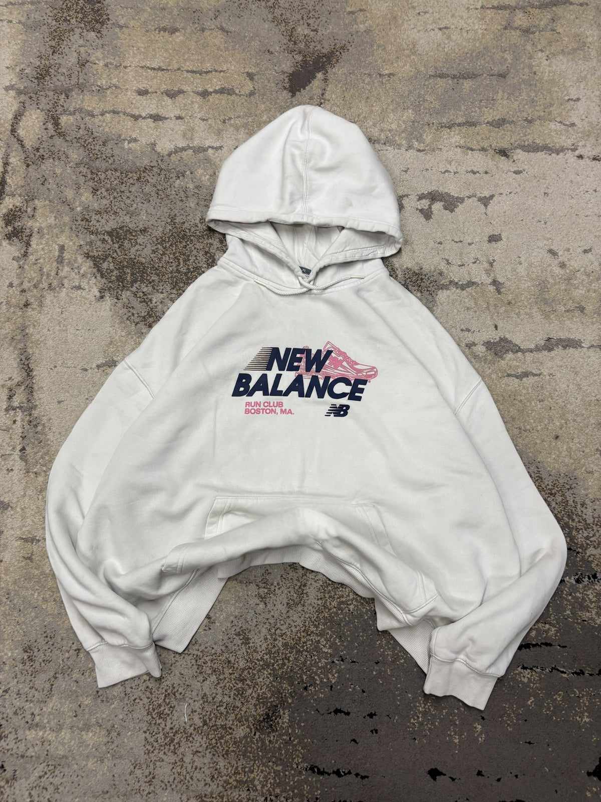 Bluza hoodie New Balance, damskie w bardzo dobrym stanie rozmiar XL, widok z przodu