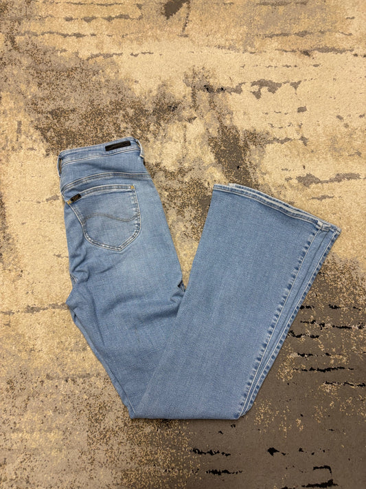 Levi's Jeasny LEVI’S, damskie w bardzo dobrym stanie rozmiar L, detal