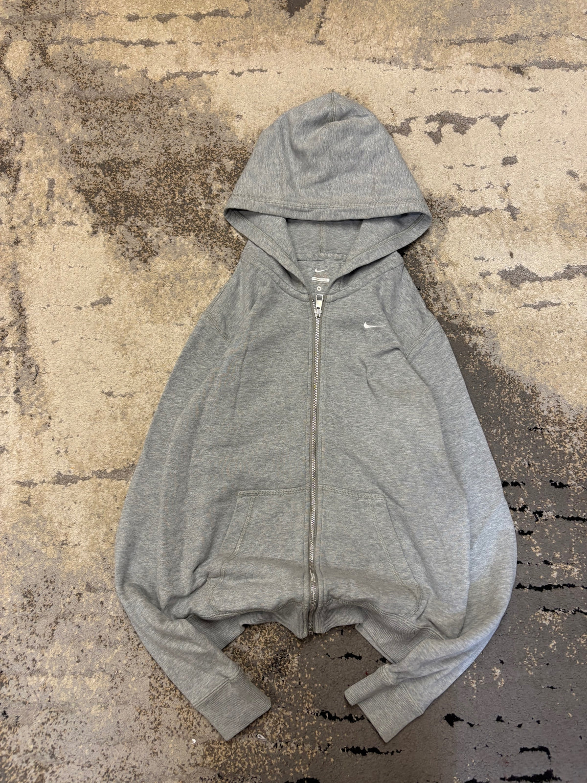 Bluza Nike zipp, damskie w bardzo dobrym stanie rozmiar M, widok z przodu