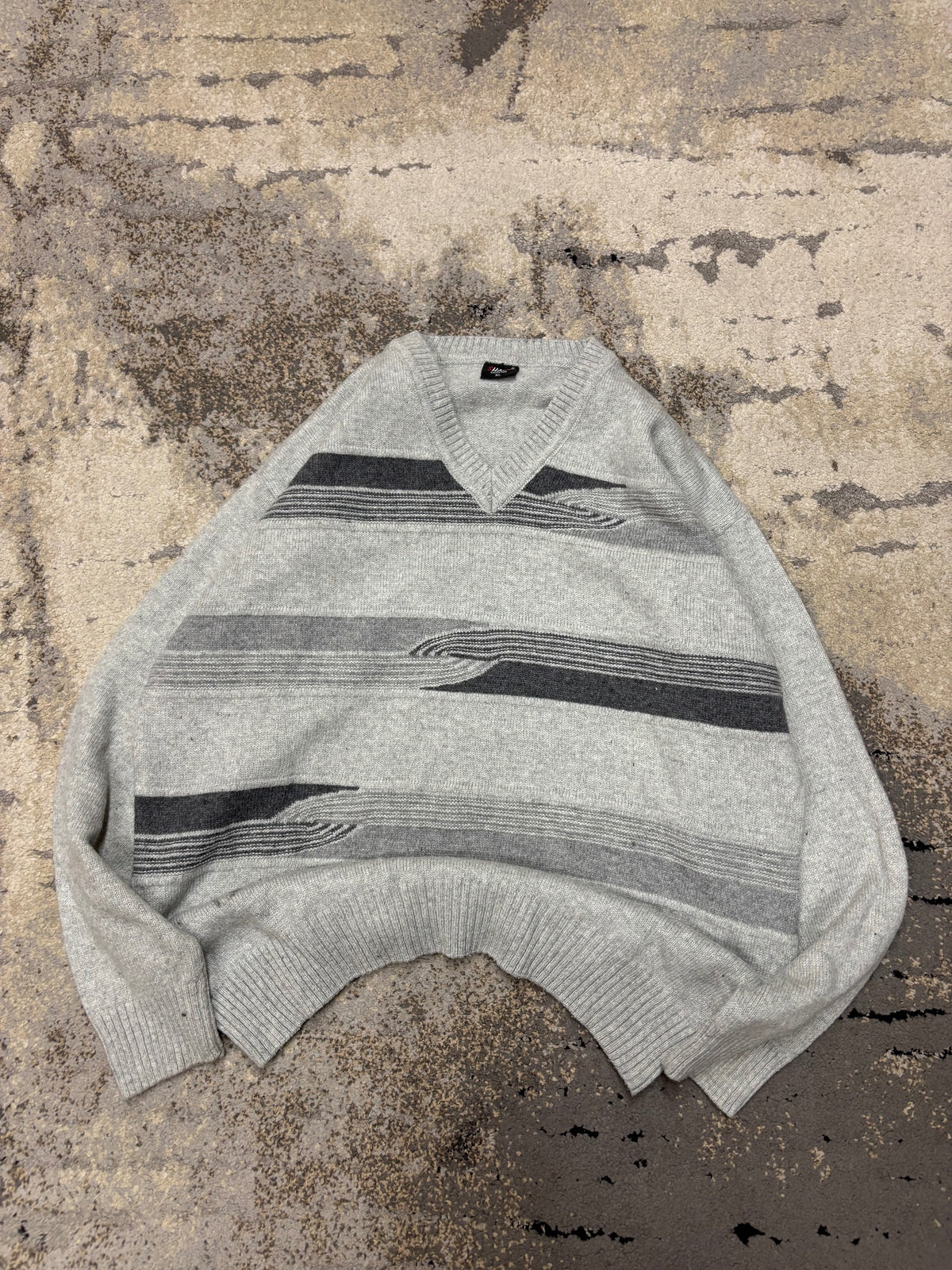 Japan Style Sweterek vintage retro y2k, męskie w bardzo dobrym stanie rozmiar XL, widok z przodu