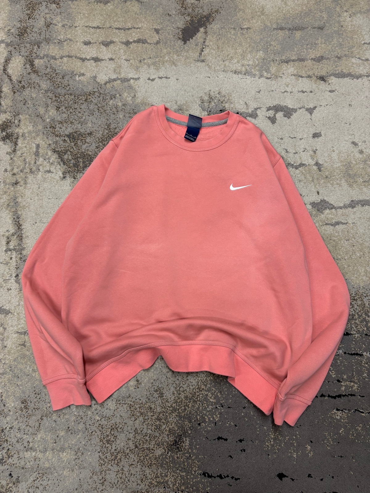 Bluza Nike crewneck, damskie w bardzo dobrym stanie rozmiar XL, widok z przodu