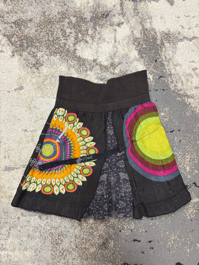 Spódnica Desigual, dziecięce w bardzo dobrym stanie rozmiar 140 cm / 10 lat, detal