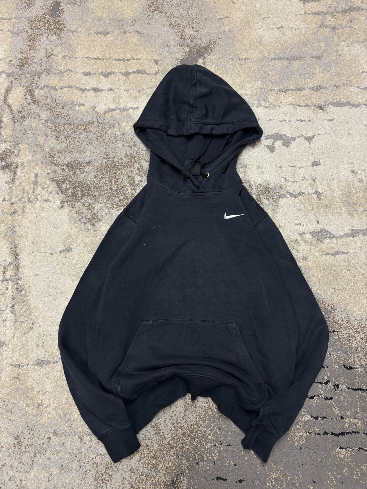 Bluza Nike hoodie, damskie w bardzo dobrym stanie rozmiar XS, widok z przodu