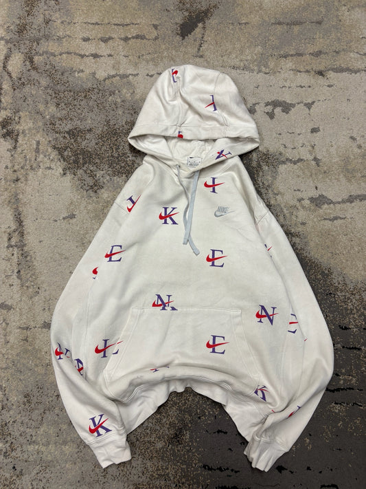 Bluza Nike hoodie, damskie w bardzo dobrym stanie rozmiar M, widok z przodu