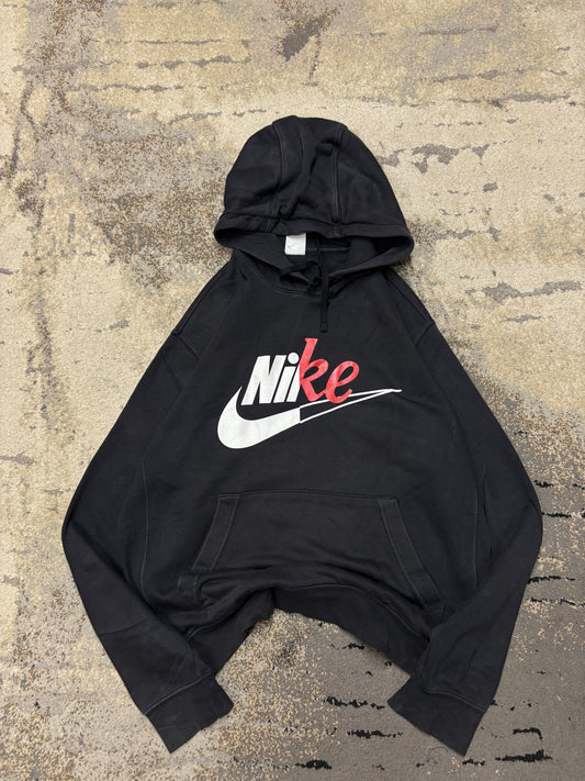 Bluza Nike hoodie, damskie w bardzo dobrym stanie rozmiar M, detal