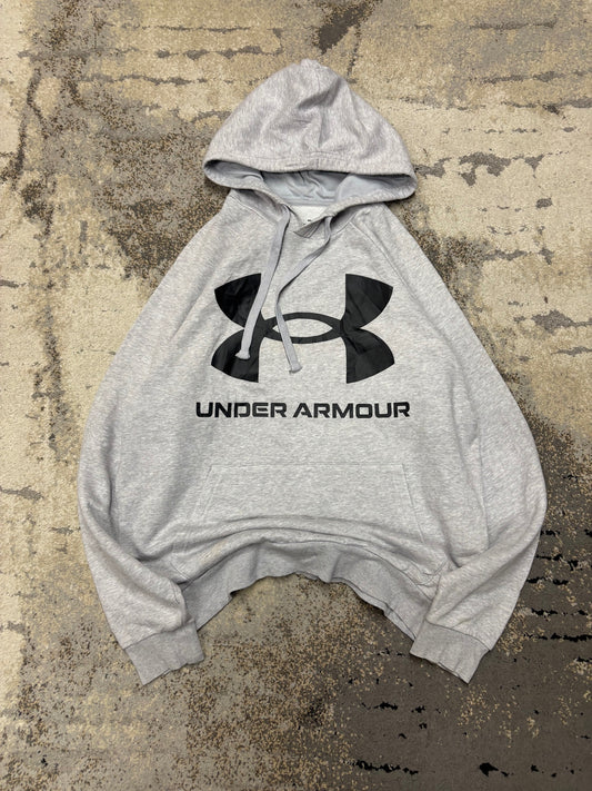 Bluza Under Armour hoodie, męskie w bardzo dobrym stanie rozmiar M, widok z przodu
