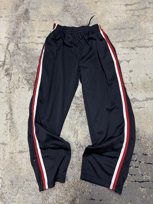 Dresy poliestrowe Reebok, damskie w bardzo dobrym stanie rozmiar XL, widok z przodu