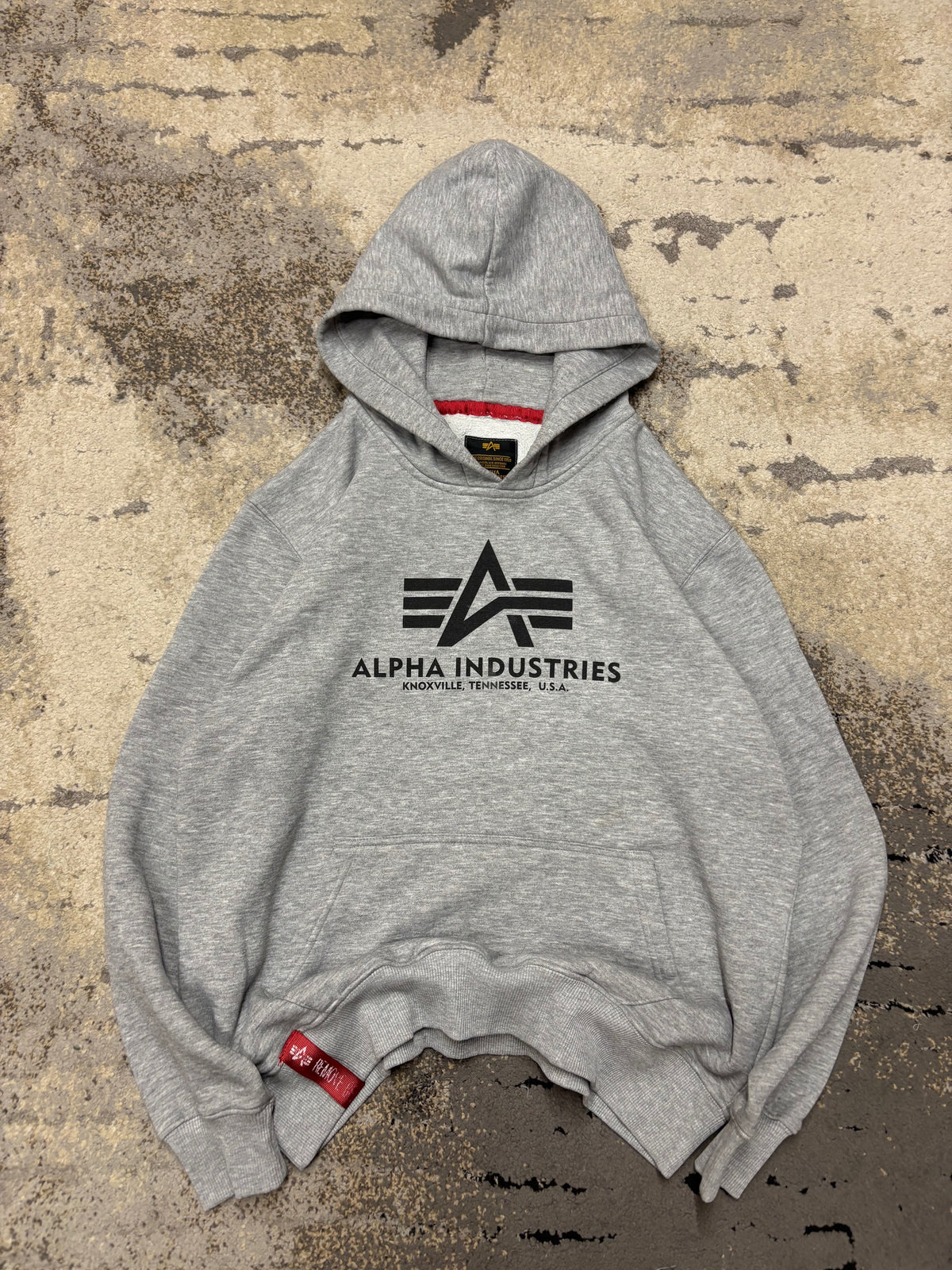 Bluza alpha industries hoodie, męskie w dobrym stanie rozmiar M, widok z przodu
