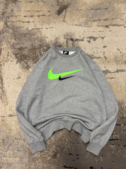 Bluza Nike crewneck, męskie w dobrym stanie rozmiar M, detal