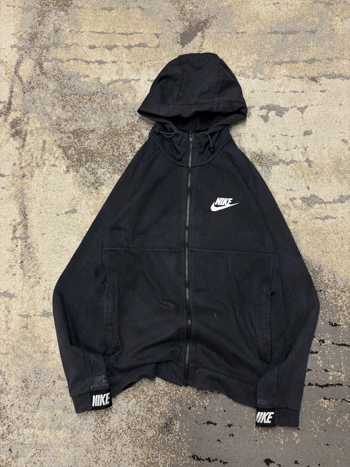 Bluza Nike zipp, męskie w dobrym stanie rozmiar M, widok z przodu