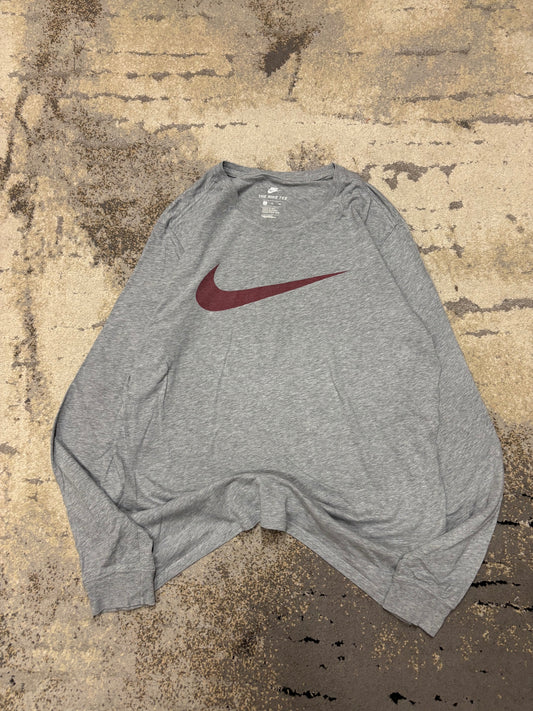 Bluzka Nike, męskie w bardzo dobrym stanie rozmiar XL, detal