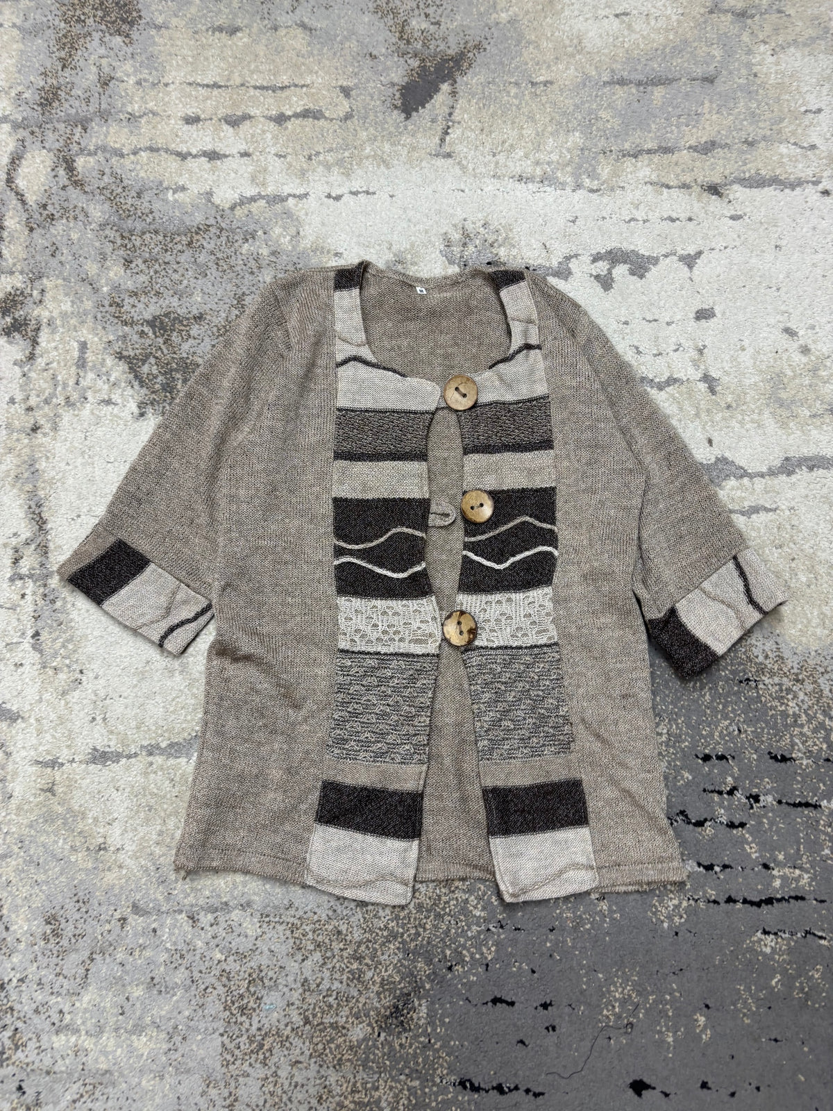 Japan Style Sweterek vintage retro y2k, damskie w bardzo dobrym stanie rozmiar M, widok z przodu