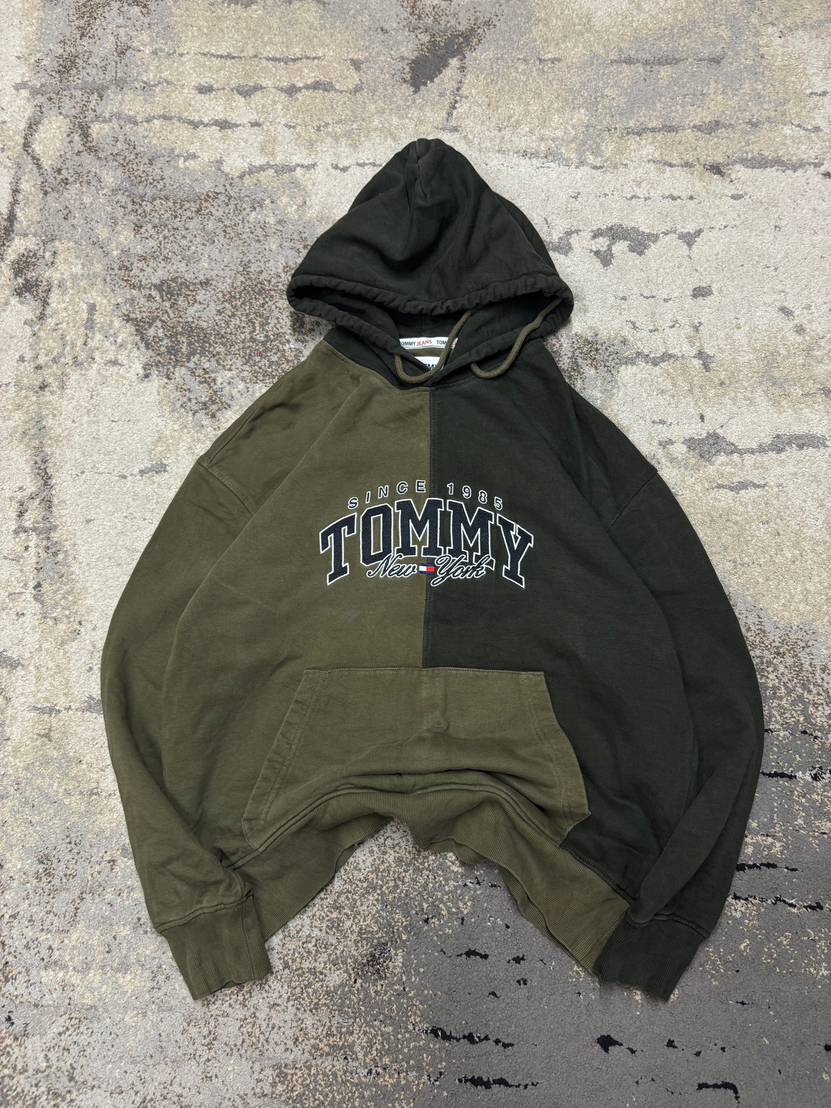 Bluza Tommy Hilfiger, damskie w bardzo dobrym stanie rozmiar L, widok z przodu