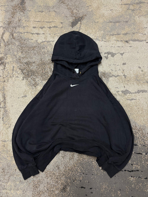 Bluza Nike hoodie, damskie w bardzo dobrym stanie rozmiar M, widok z przodu