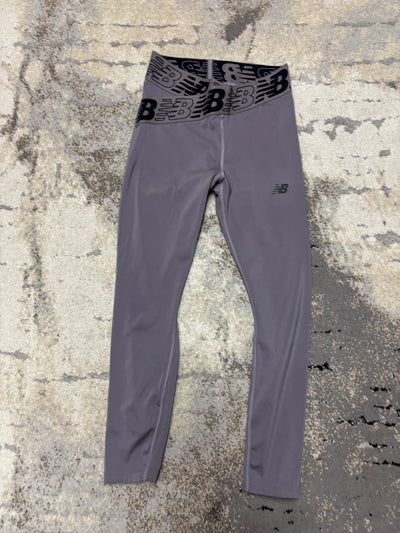 Legginsy New Balance, damskie w bardzo dobrym stanie rozmiar M, detal