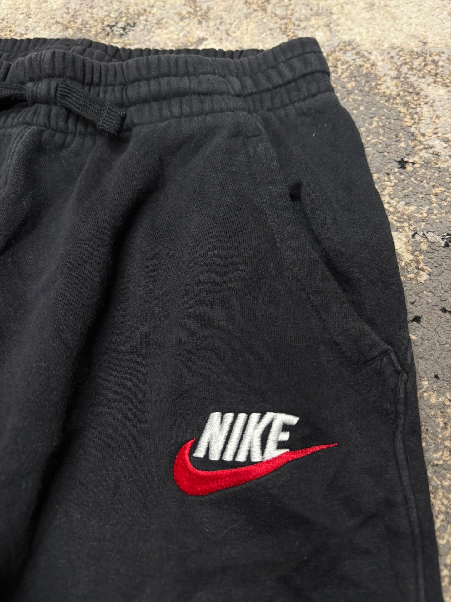 Dresy dziecięce Nike